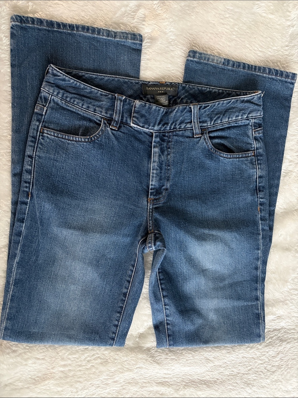 Banana Republic Women’s Bootcut Jeans |Size 6 | Medium Wash